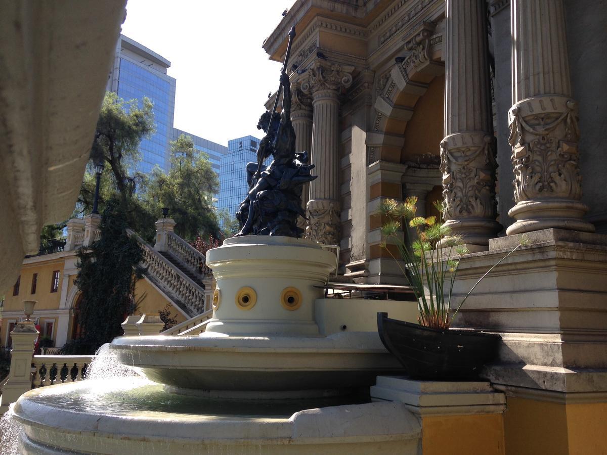 Azzai Bellas Artes Сантьяго Экстерьер фото