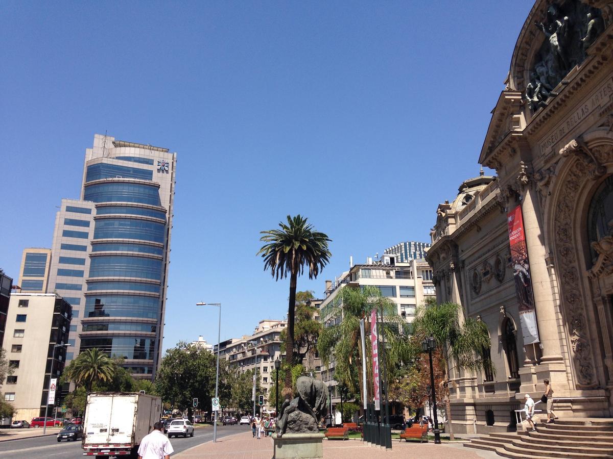Azzai Bellas Artes Сантьяго Экстерьер фото